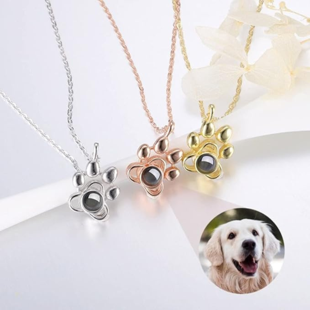 Collar con Proyección de Foto – Guarda un Recuerdo Inolvidable en una Joya Única